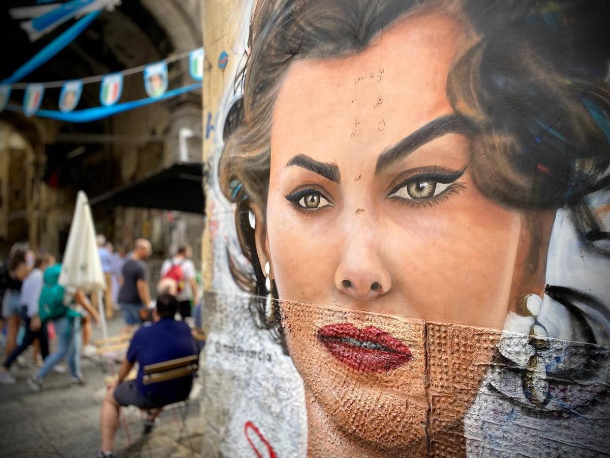 La Casetta Di Marianna Napoli Bagian luar foto